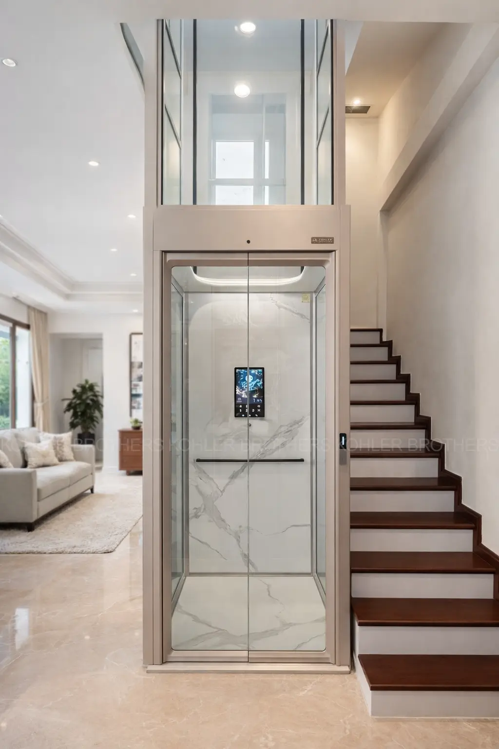 Thang máy gia đình anh Hưng - Thụy Khuê